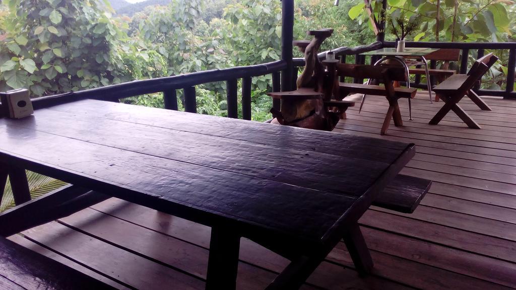 The Local Story Resort Ban Mon Talaeng Exterior photo